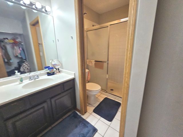 3000 BAYSIDE Drive 311, Palatine, IL 60074