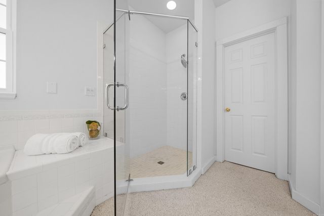 128 Waterview Dr, Hot Springs National Park, AR 71913