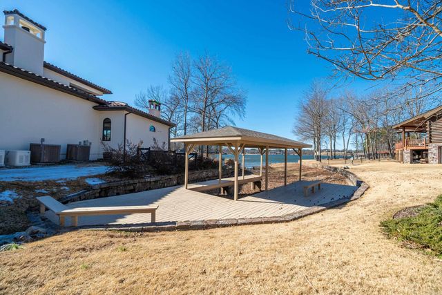 128 Waterview Dr, Hot Springs National Park, AR 71913