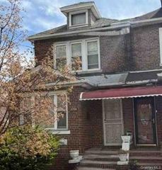 2738 Tenbroeck Avenue, Bronx, NY 10469