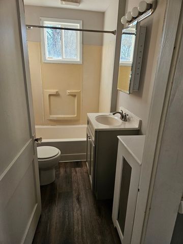 53 Chaplin St. 1, Pawtucket, RI 02861