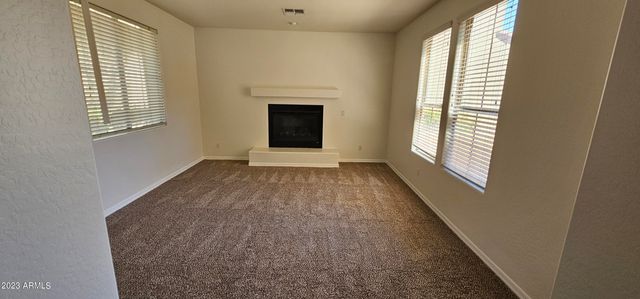3989 E HUMMINGBIRD Lane, Phoenix, AZ 85050
