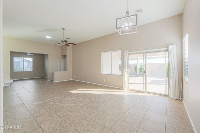 60 S AGUA FRIA Lane, Casa Grande, AZ 85194