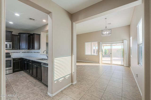 60 S AGUA FRIA Lane, Casa Grande, AZ 85194