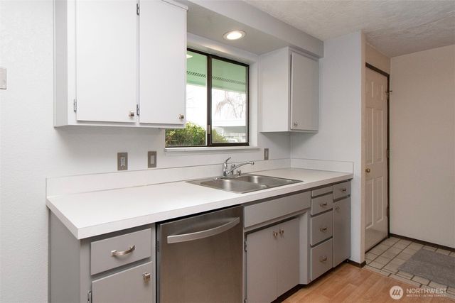 830 N Canterbury Court, Sequim, WA 98382