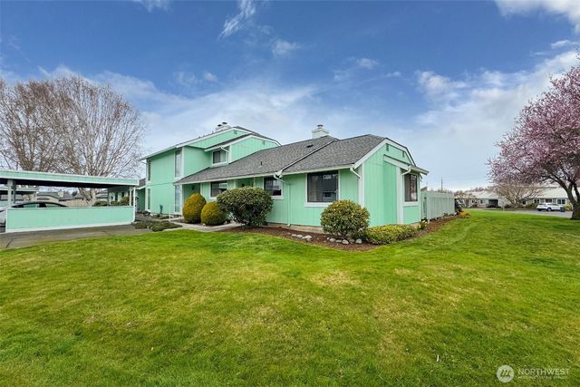 830 N Canterbury Court, Sequim, WA 98382