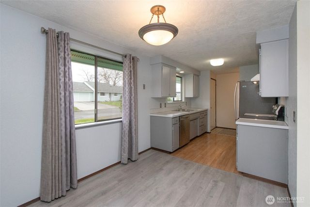 830 N Canterbury Court, Sequim, WA 98382