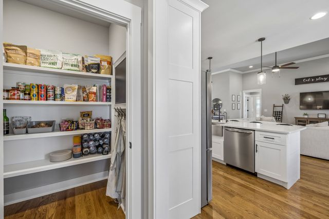 1510 Addi Jo Ct, Christiana, TN 37037