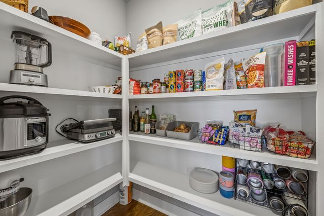 1510 Addi Jo Ct, Christiana, TN 37037