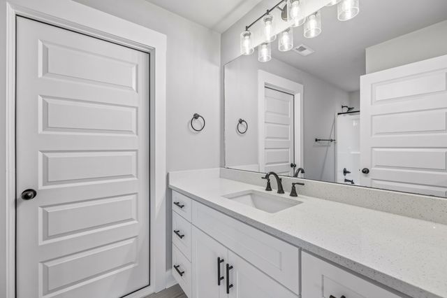 1510 Addi Jo Ct, Christiana, TN 37037