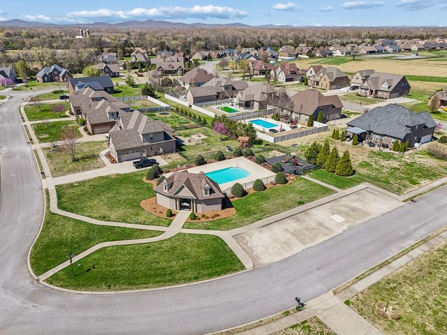 1510 Addi Jo Ct, Christiana, TN 37037