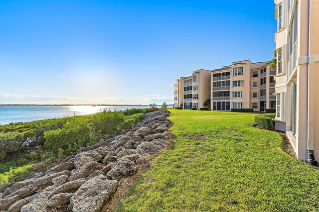 5800 NE Island Cove Way 2107, Stuart, FL 34996