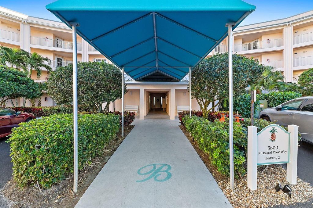 5800 NE Island Cove Way 2107, Stuart, FL 34996