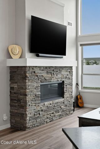 1452 W Moselle Dr, Coeur D'alene, ID 83815