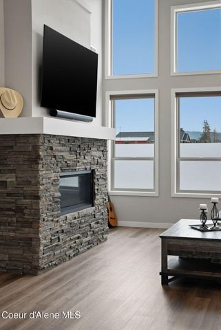 1452 W Moselle Dr, Coeur D'alene, ID 83815