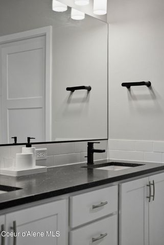 1452 W Moselle Dr, Coeur D'alene, ID 83815