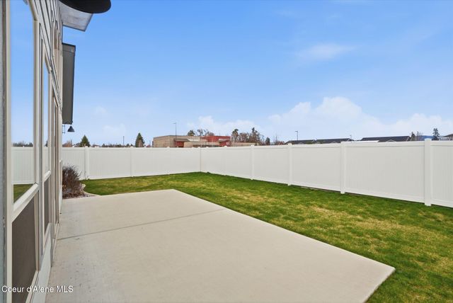 1452 W Moselle Dr, Coeur D'alene, ID 83815