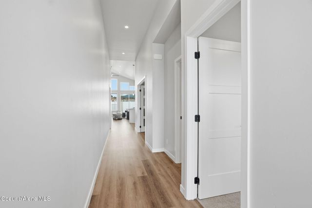 1452 W Moselle Dr, Coeur D'alene, ID 83815