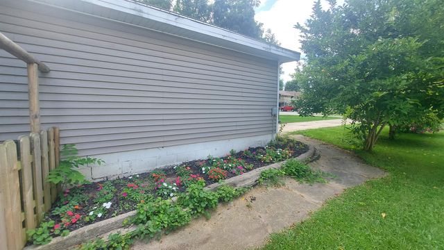 91 W Gilford Road, Caro, MI 48723