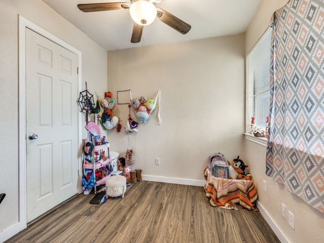 9809 Walnut Street 203, Dallas, TX 75243