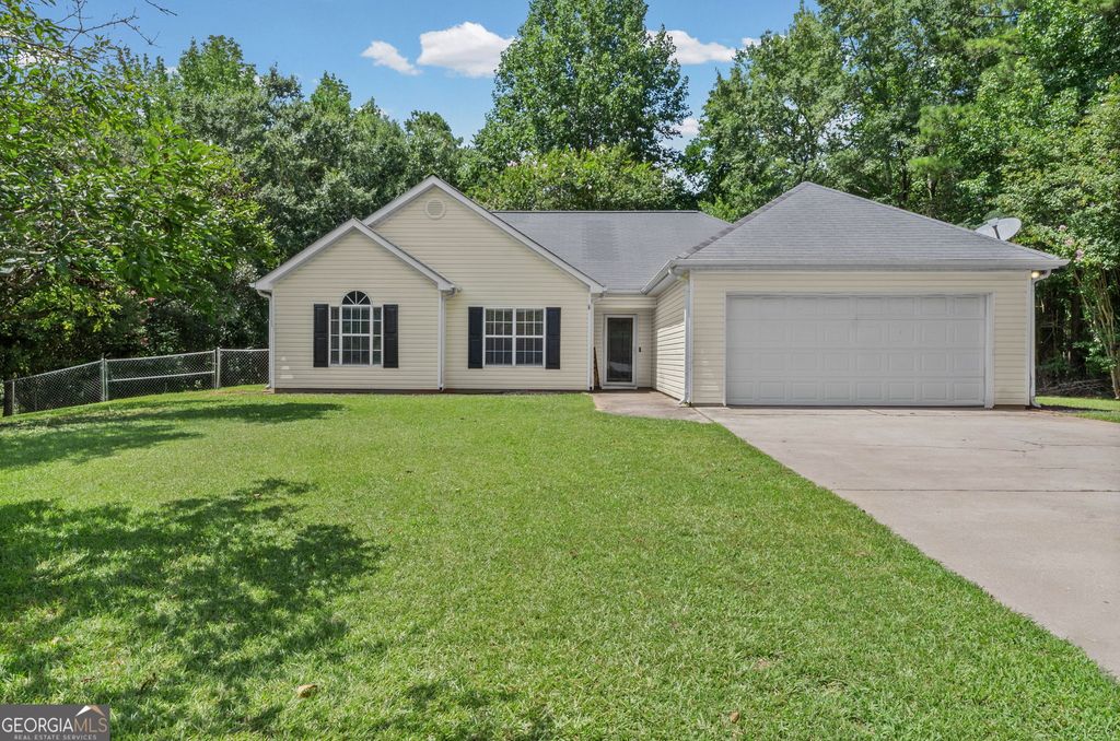 120 Hemlock Drive, Newnan, GA 30263