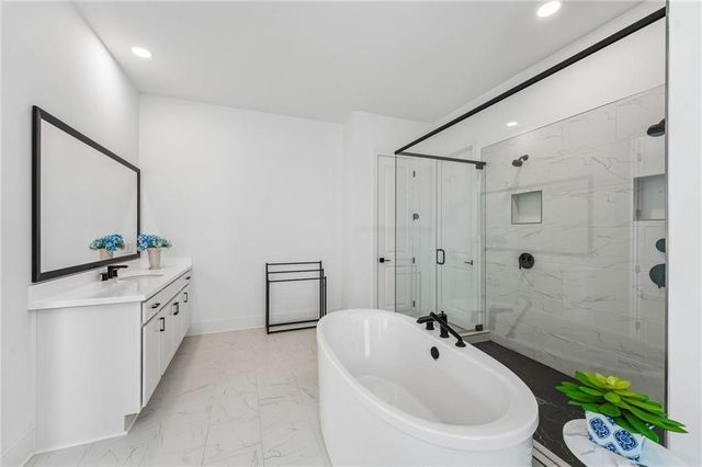 6405 Wallace Farms Drive, Cumming, GA 30028