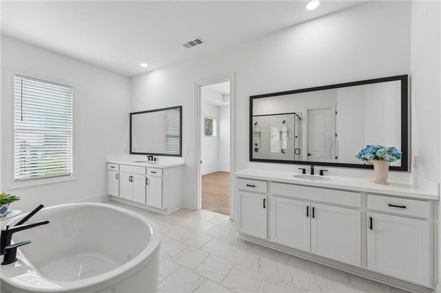 6405 Wallace Farms Drive, Cumming, GA 30028