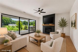 6405 Wallace Farms Drive, Cumming, GA 30028