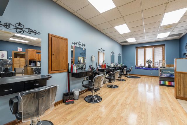 2601 Sheridan Road, Zion, IL 60099