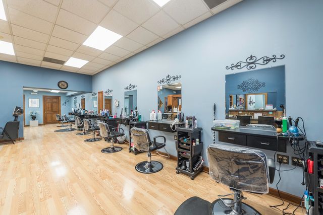 2601 Sheridan Road, Zion, IL 60099