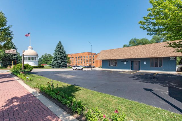 2601 Sheridan Road, Zion, IL 60099