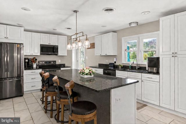 7416 DOWNHILL RUN, Frederick, MD 21702