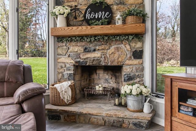 7416 DOWNHILL RUN, Frederick, MD 21702