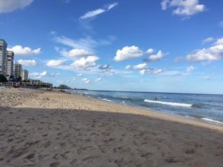 3424 SE 12th Street F5, Pompano Beach, FL 33062