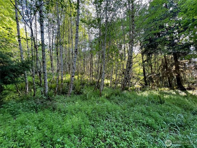 5710 Oyster Bay Road NW, Olympia, WA 98502