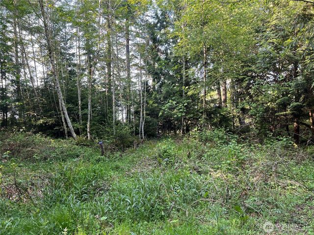 5710 Oyster Bay Road NW, Olympia, WA 98502
