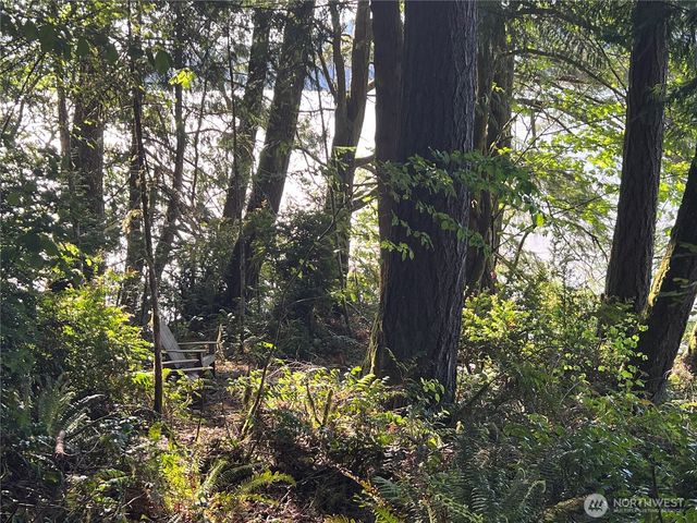 5710 Oyster Bay Road NW, Olympia, WA 98502