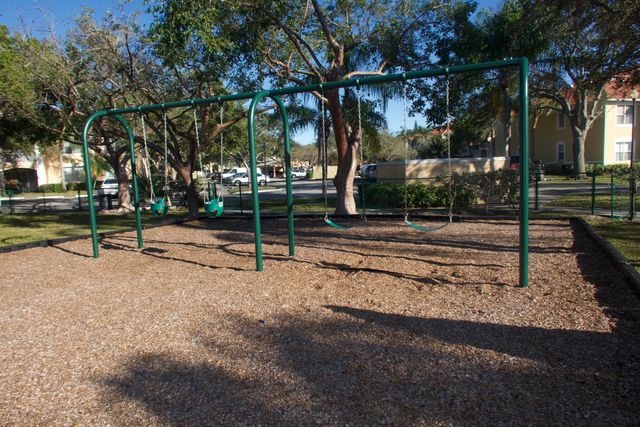 5580 NW 61st Street 627, Coconut Creek, FL 33073