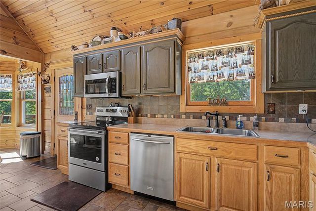 10450 Ok Road, Bonne Terre, MO 63628