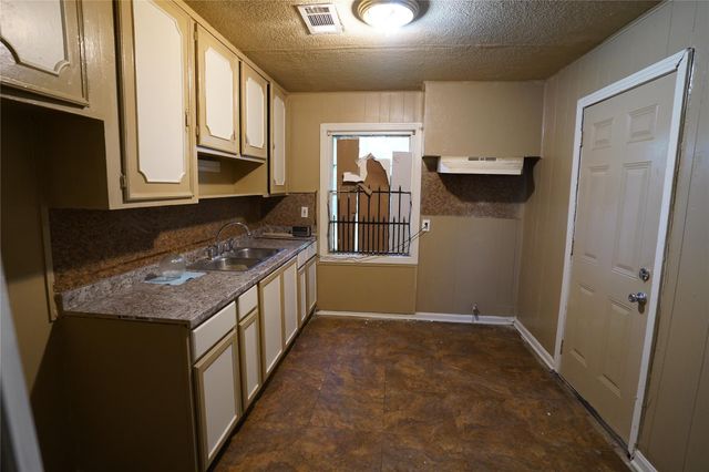 2506 10th Street, Galena Park, TX 77547