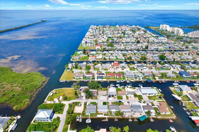 13526 OUTBOARD COURT, Hudson, FL 34667