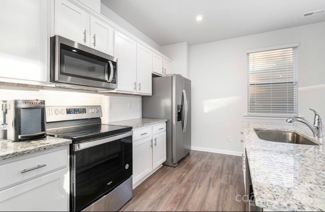 4922 Raspberry Knoll Drive, Charlotte, NC 28208