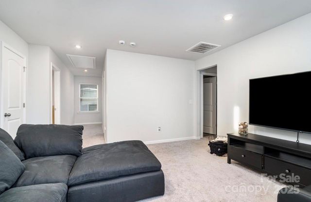 4922 Raspberry Knoll Drive, Charlotte, NC 28208