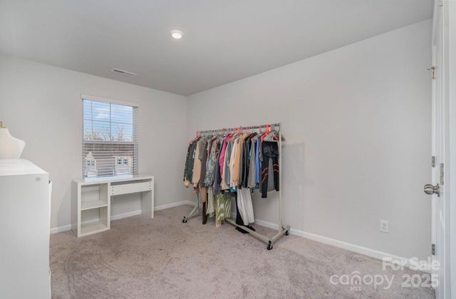 4922 Raspberry Knoll Drive, Charlotte, NC 28208