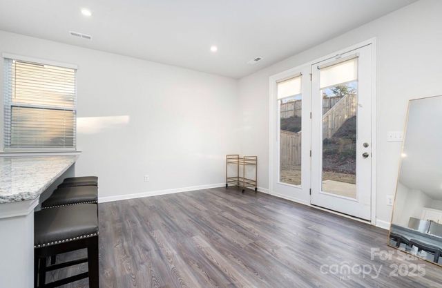 4922 Raspberry Knoll Drive, Charlotte, NC 28208