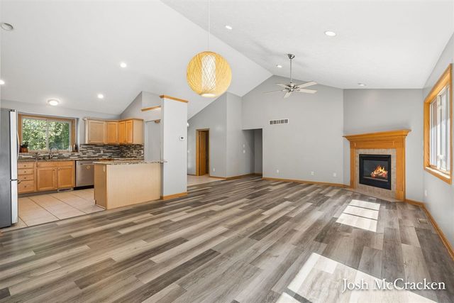 10420 52nd Street, Lowell, MI 49331