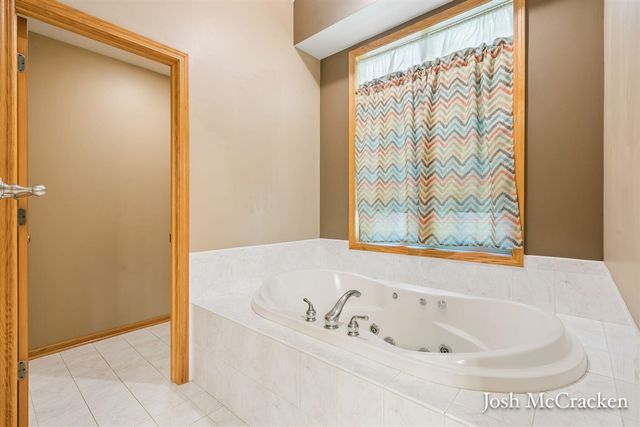 10420 52nd Street, Lowell, MI 49331