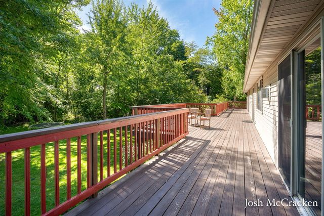 10420 52nd Street, Lowell, MI 49331