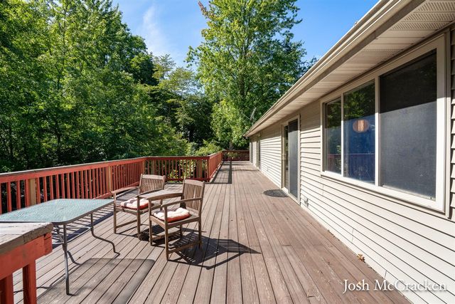 10420 52nd Street, Lowell, MI 49331