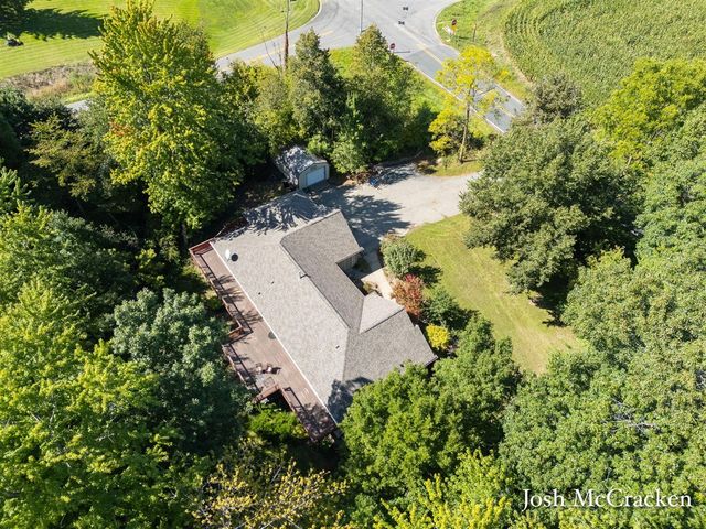 10420 52nd Street, Lowell, MI 49331